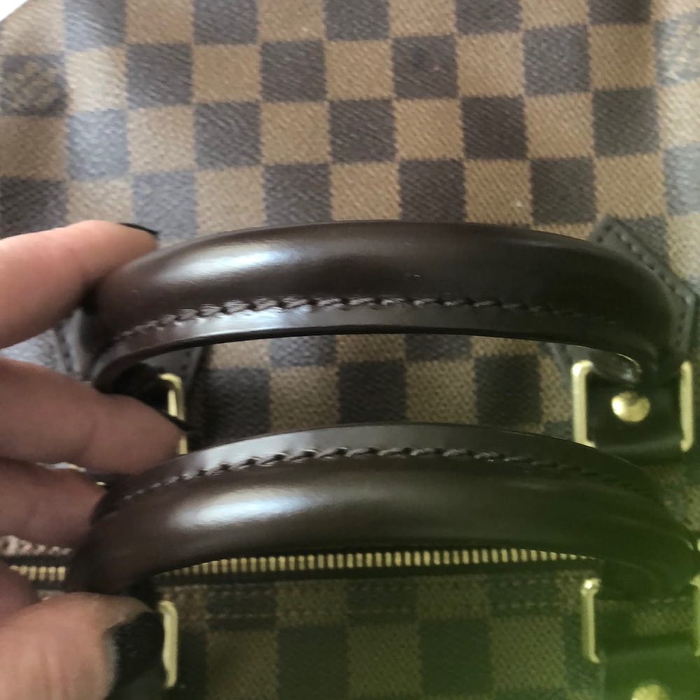 SOLD ❌LV Ebene damier 35 Speedy additional pics
